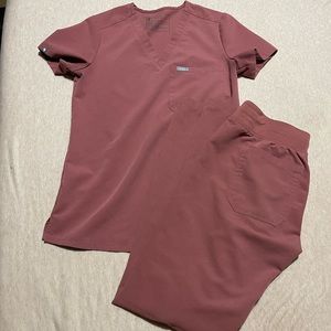 Mauve Figs top XXS bottoms XS